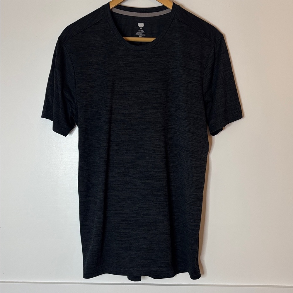 Berkely Johnson Classic Charcoal Short Sleeve Tee for Men size medium